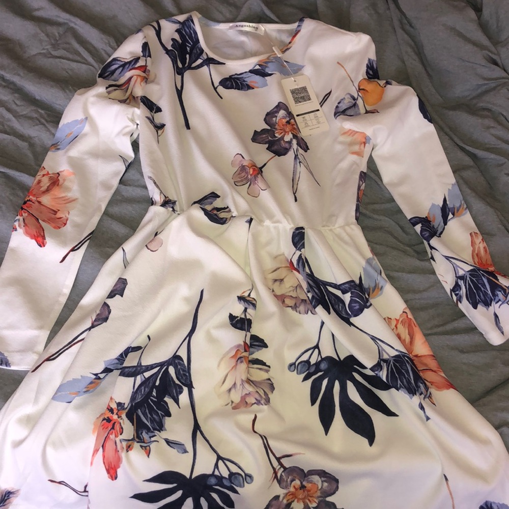 Floral dress long sleeve